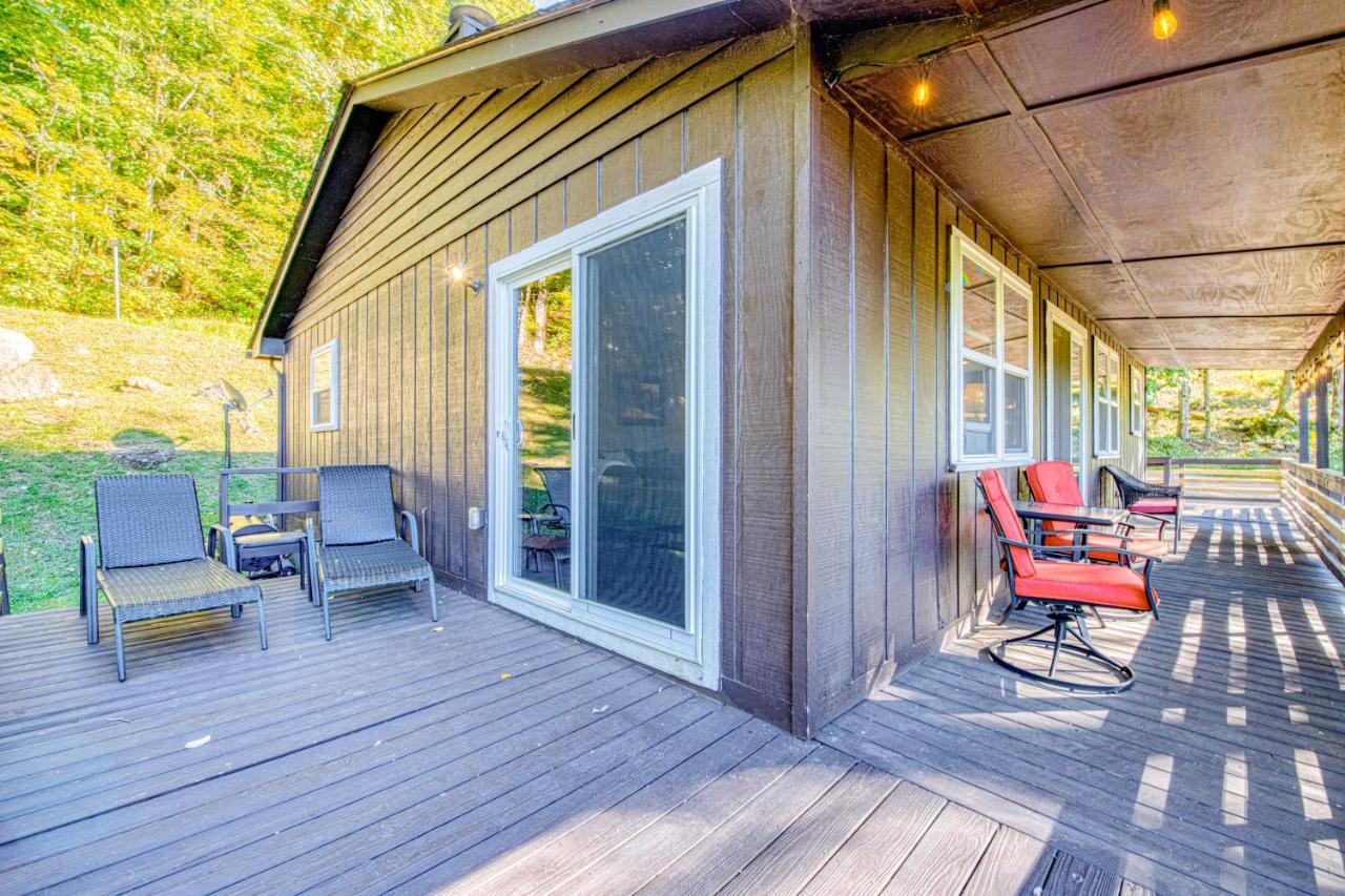 Chipmunk Lane Villa Maggie Valley Exterior photo