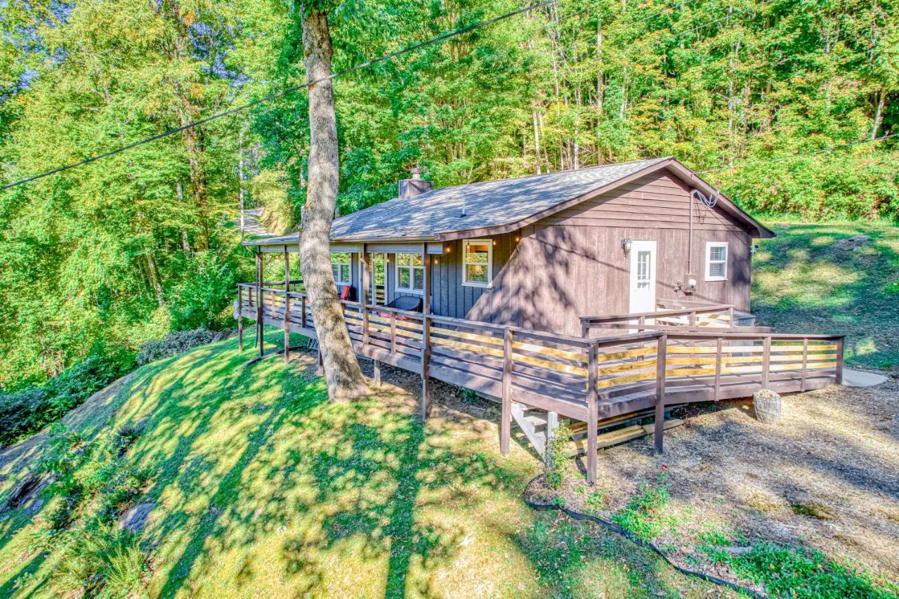 Chipmunk Lane Villa Maggie Valley Exterior photo
